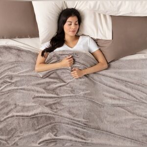 ✨NEW✨ Faux Fur 15lb Weighted Blanket in Gray Brown - Removable Cover Winter Cozy